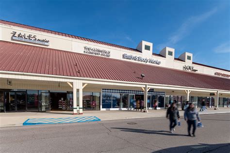 premium outlets edinburgh in.